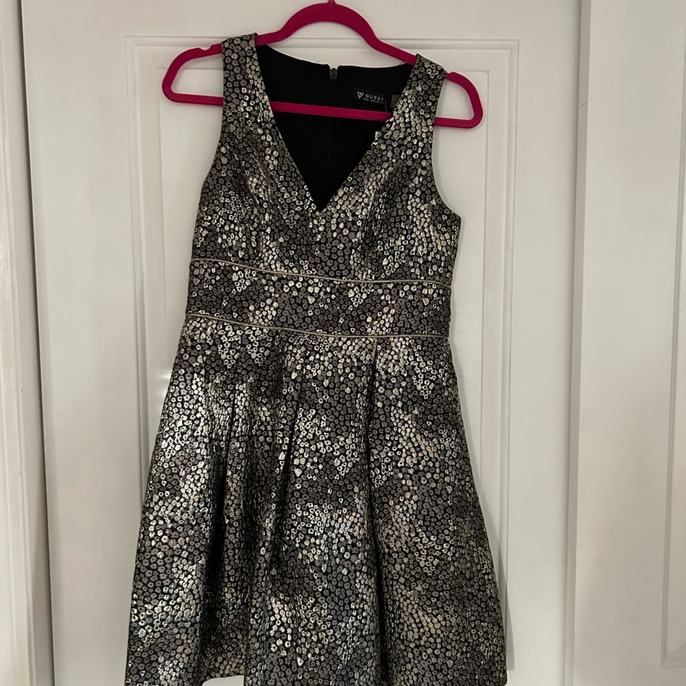Guess Black and Silver Patterned Garment
